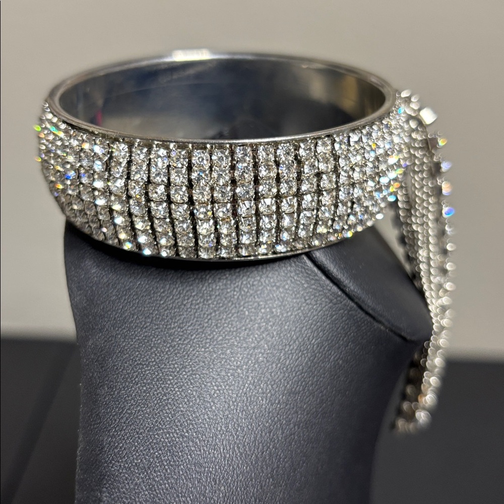Stunning Statement Silver Tone Rhinestone Bracele… - image 4